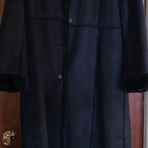 SOLD Woman’s Anne Klein shearling type coat XL